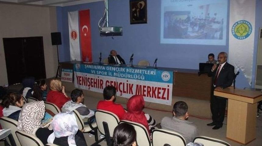 Gen&ccedil;lik Merkezi&rsquo;nden &Uuml;niversitelilere Seminer