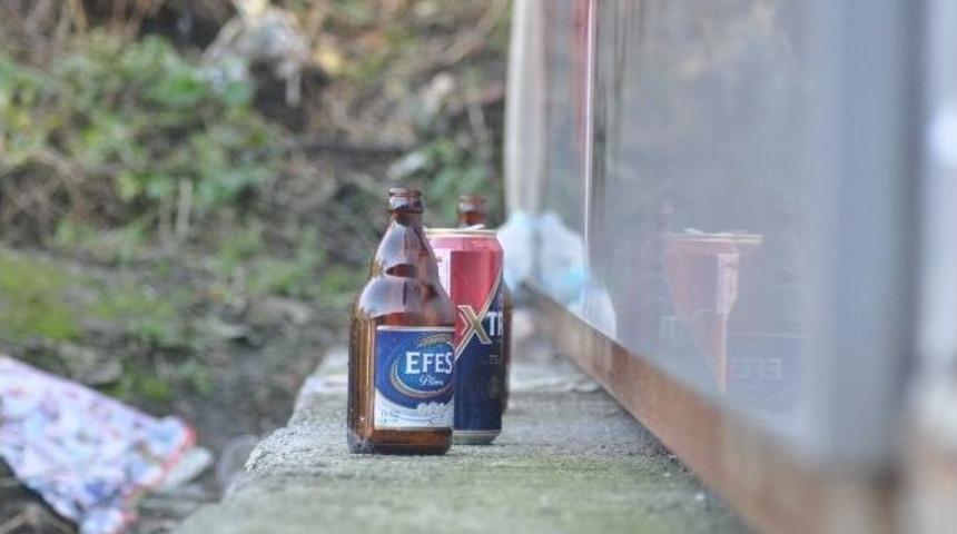 Lise &Ouml;ğrencileri Mahalle Halkını İsyan Ettirdi