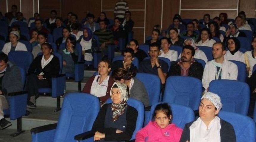 Hakkari&rsquo;de &lsquo;ebola Vir&uuml;s&uuml;&rsquo; Konferansı