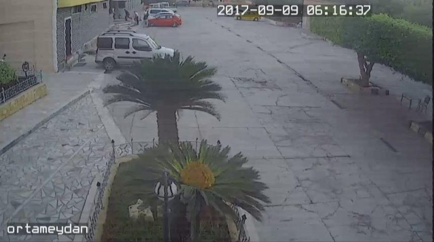 Hesabı Fazla Buldular, Bara Kalaşnikofla Ateş Ettiler