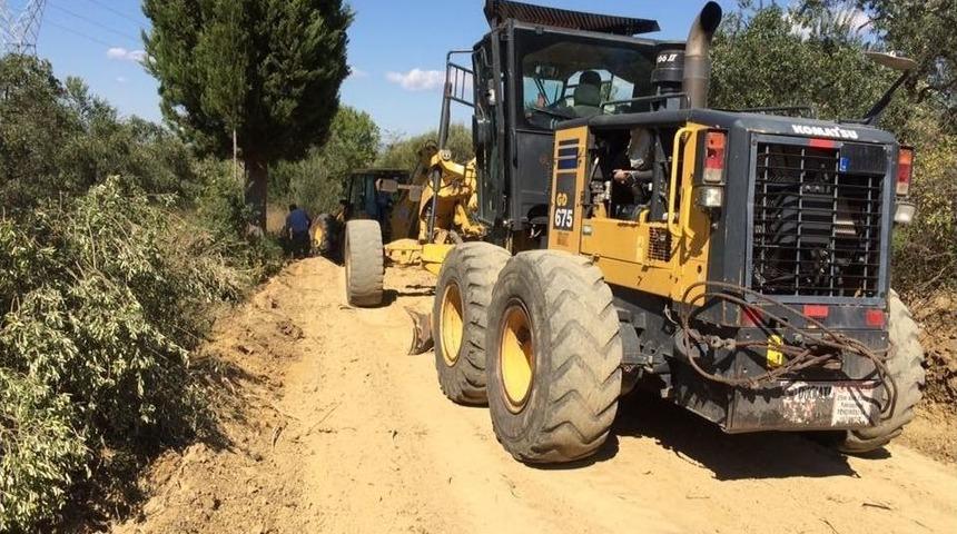 Burhaniye&rsquo;de Kırsal Mahallelerde Yol Sevinci