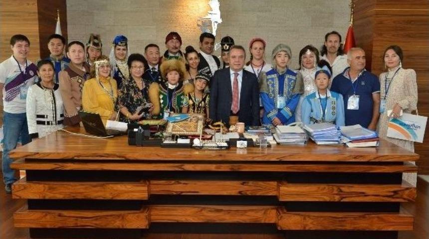 Başkan B&ouml;cek&rsquo;e &ldquo;sanat Tatili&rdquo; Teşekk&uuml;r&uuml;