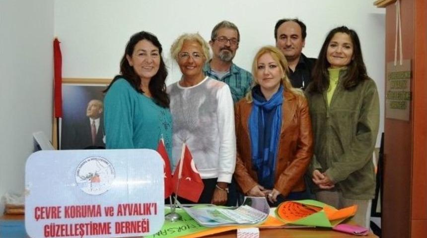 Ayvalık &Ccedil;evre Derneği&rsquo;nde N&ouml;bet Değişimi