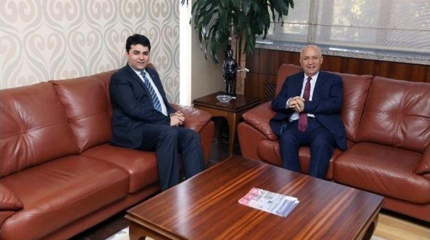 Dp’den Yaşar’a Ziyaret