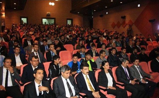Diyarbakır İstihdam, Kariyer Ve Girişimcilik Fuarı Dü’de Açıldı
