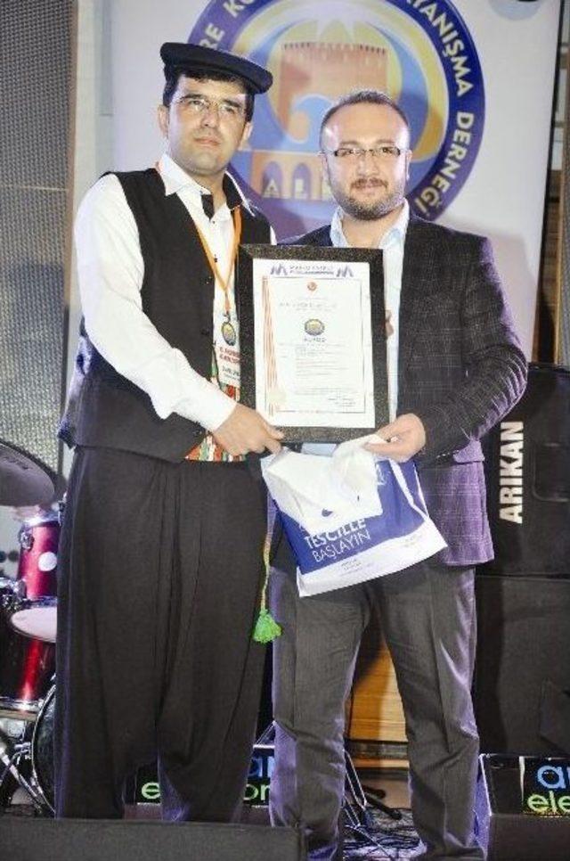 Müstehcen Fıkraya Sinirlenen Kaymakam Programı Terk Etti 2