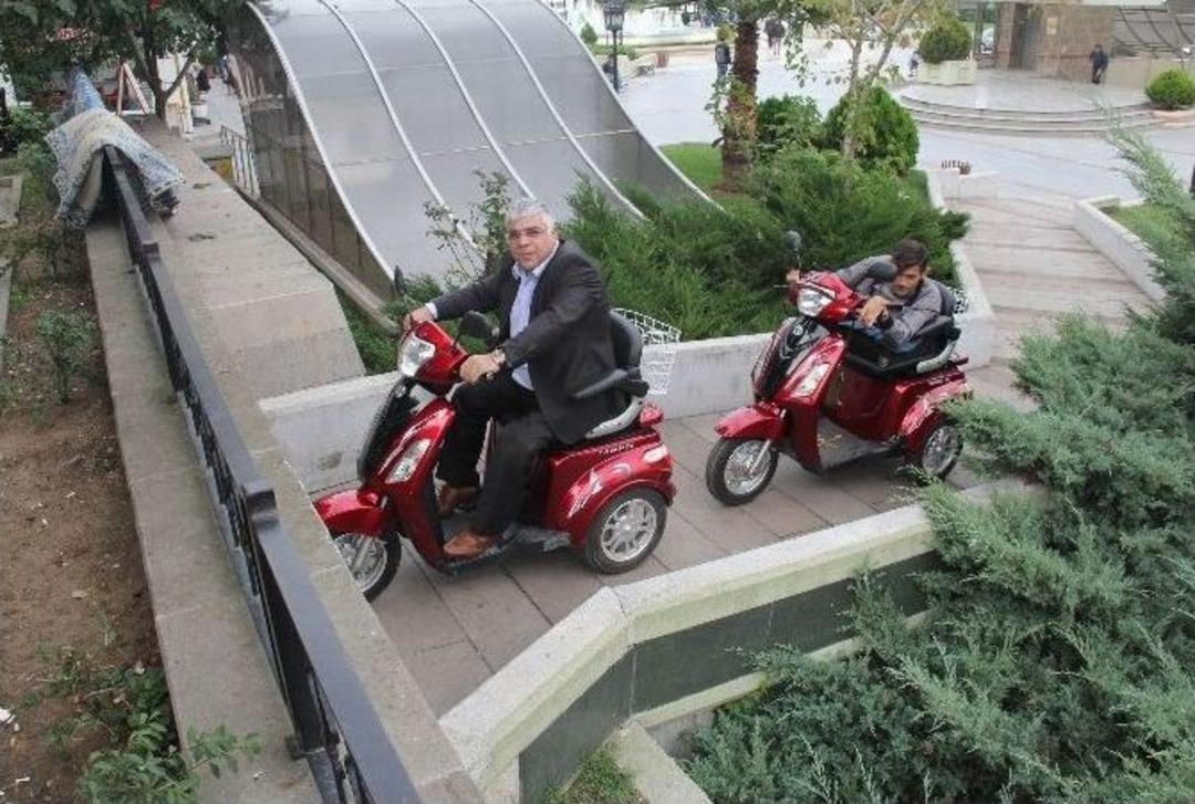 &Ouml;z&uuml;rl&uuml; Rampa