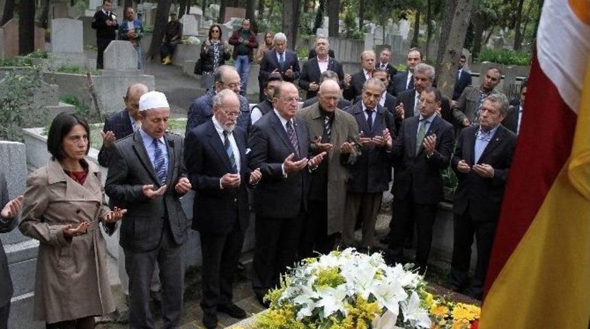 Ali Sami Yen Kabri Başında Anıldı