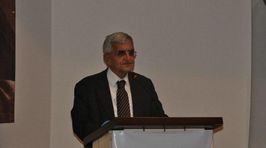 Prof. Dr. H&uuml;seyin Hatemi Erciyes &Uuml;niversitesi Hukuk Fak&uuml;ltesi &Ouml;ğrencileriyle Panelde Biraraya Geldi