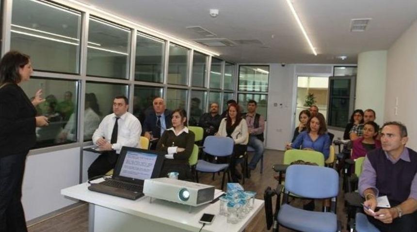 Kartal Belediyesi &Ccedil;alışanlarına Liderlik Eğitimi