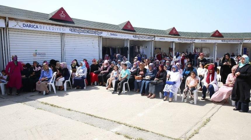 Darıca&rsquo;da El Emekleri G&uuml;n Y&uuml;z&uuml;ne &Ccedil;ıktı