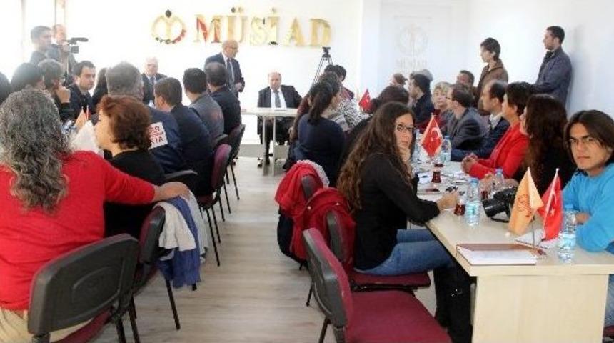 Gazetecilere Seminer