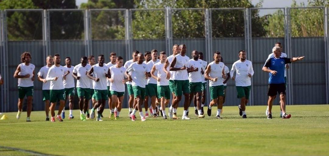 Bursaspor&rsquo;da Batalla Ve Stancu Antrenmanda Yer Almadı