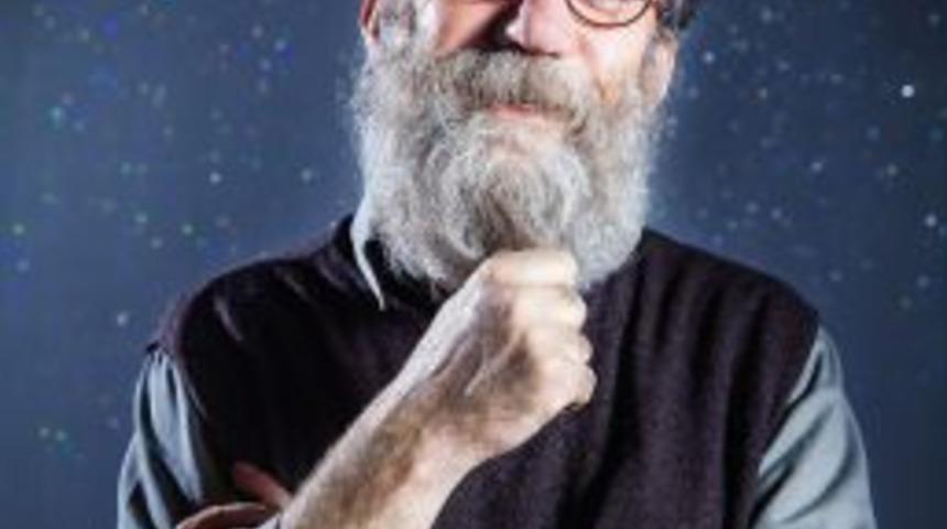 Mersin Kenti Edebiyat &Ouml;d&uuml;l&uuml; Haydar Erg&uuml;len&rsquo;in