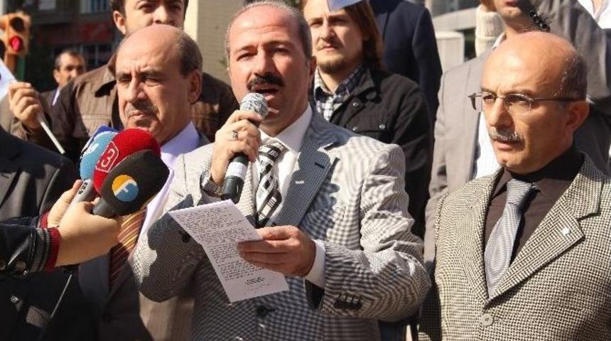 Gulam Azam&rsquo;ın &Ouml;l&uuml;m&uuml;n&uuml;n Ardından Elazığ&rsquo;da Protesto G&ouml;sterisi