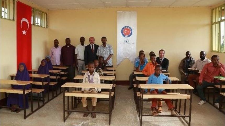 Tika&rsquo;dan Etiyopyalı Yetimlere Eğitim Desteği