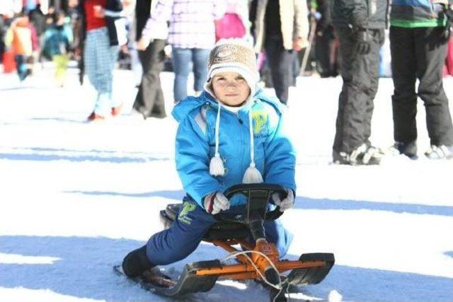 Bulgaristan, Kayak Sezonunu Türk Konuklarla Açtı 1