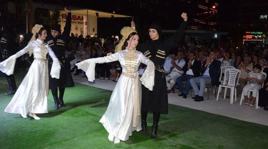 Tepebaşında Kafkas R&uuml;zgarı Esti