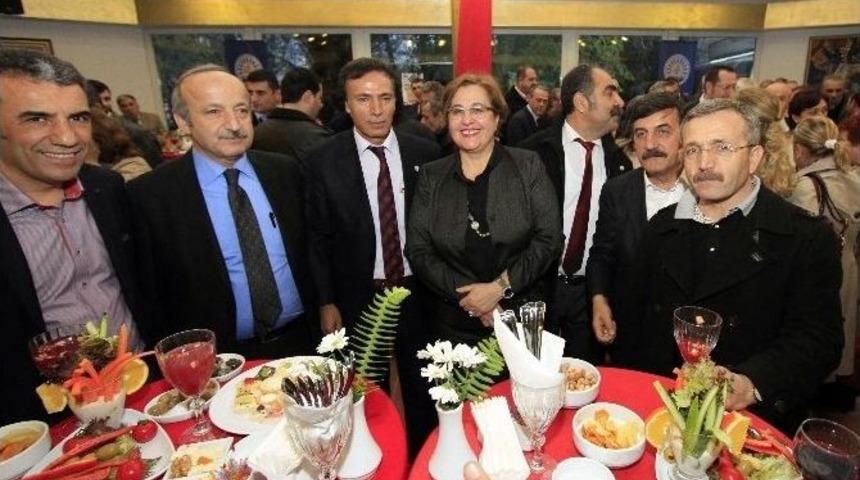 Konak Belediyesi&rsquo;nde Piyango Gibi S&ouml;zleşme