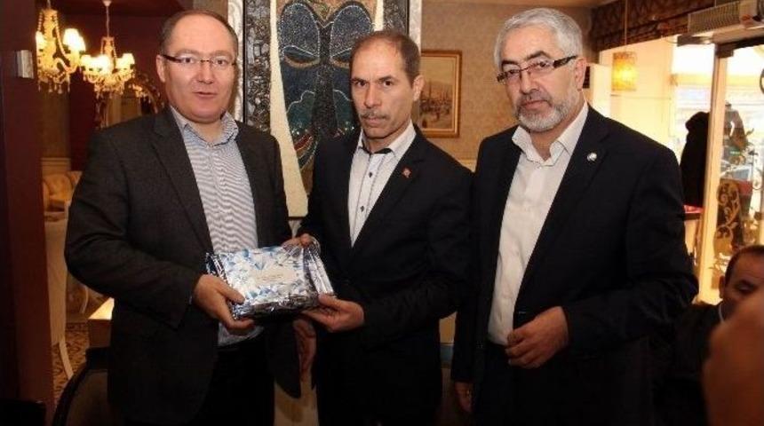 Ak Parti Teşkilatı, Stk Temsilcileriyle Bir Araya Geldi