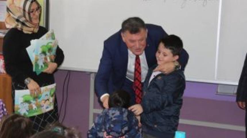 Başkan Duymuş, 1&rsquo;inci Sınıfları Ziyaret Etti