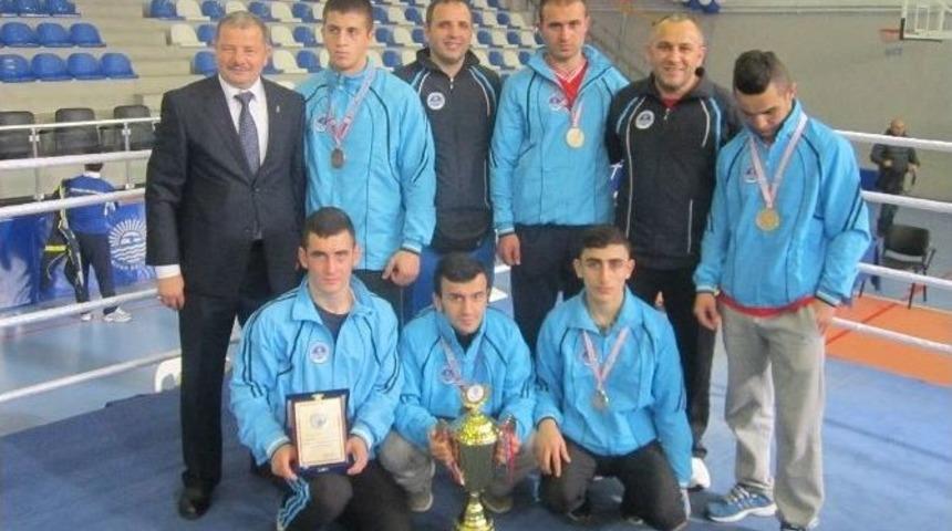 Mavi Beyazlı Boks&ouml;rler, T&uuml;rkiye İkincisi Oldu