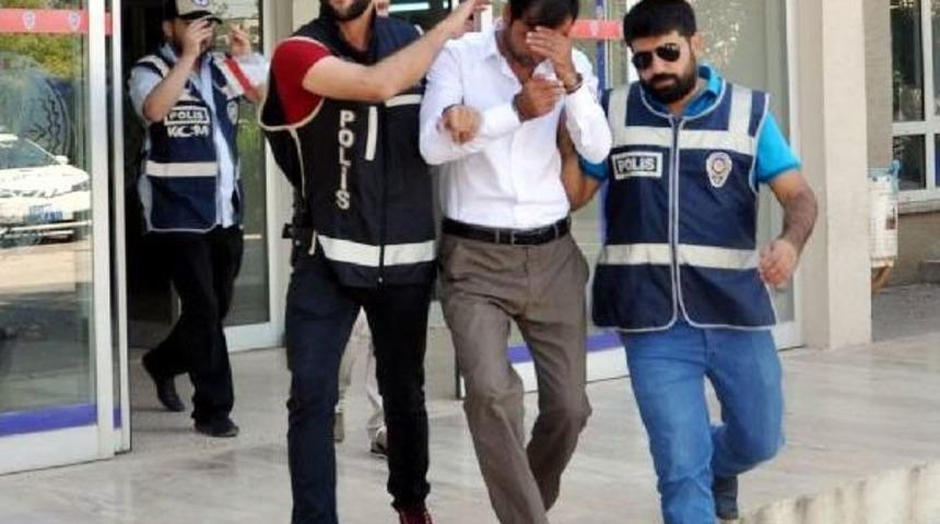 Nizip'te Otomobildeki Uyuşturucuya Tutuklama