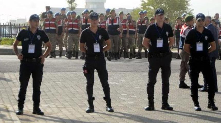 Suikast Timi Davasında Yarbay Davut U&ccedil;um: İlahi Bir Yardım, Helikopterlerin Vurulmasını &Ouml;nledi