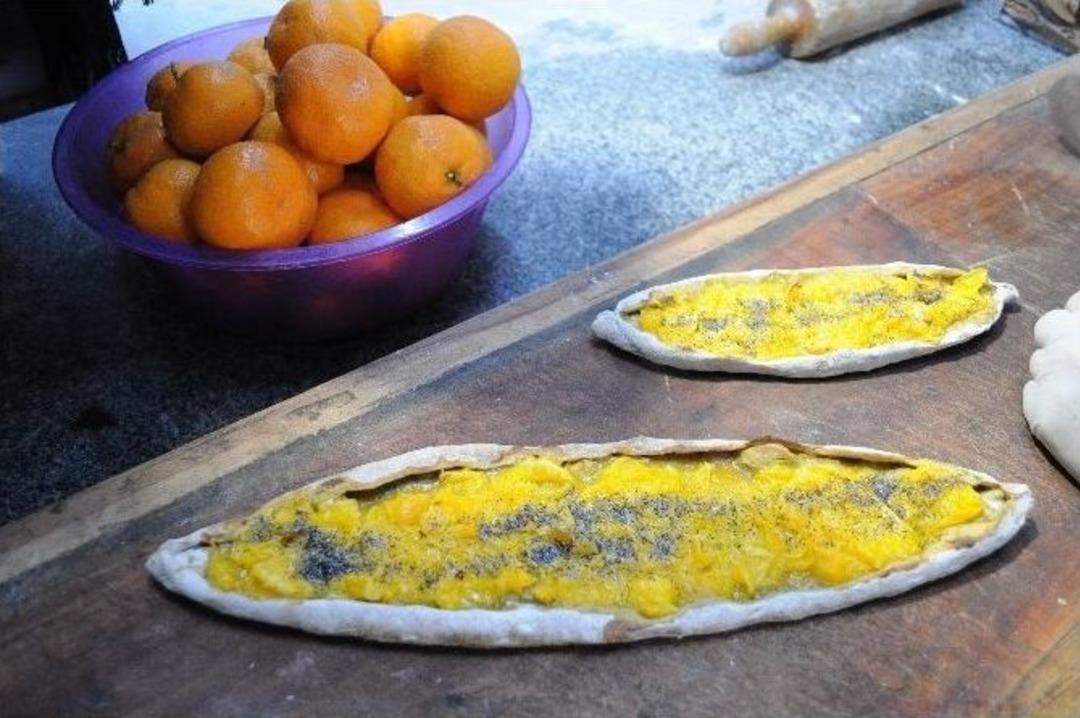 (&ouml;zel Haber) Pideler Men&uuml;s&uuml;ne Yeni Bir Lezzet: Mandalinalı Pide