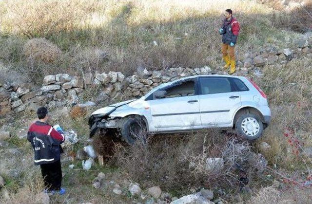 Kayseri’De Otomobil Şarampole Yuvarlandı: 1 Yaralı