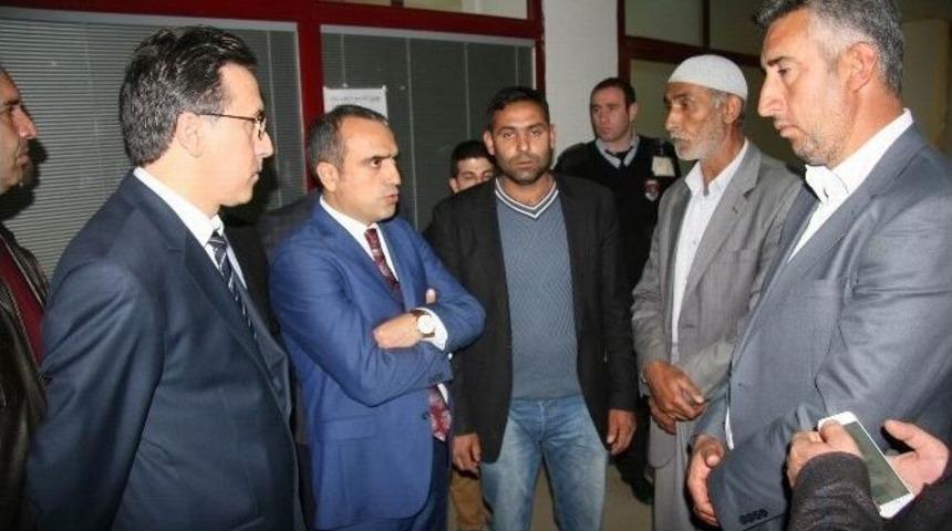 Ak Parti&rsquo;li İ&ccedil;ten Kaza Yapan &Ouml;ğrencileri Ziyaret Etti