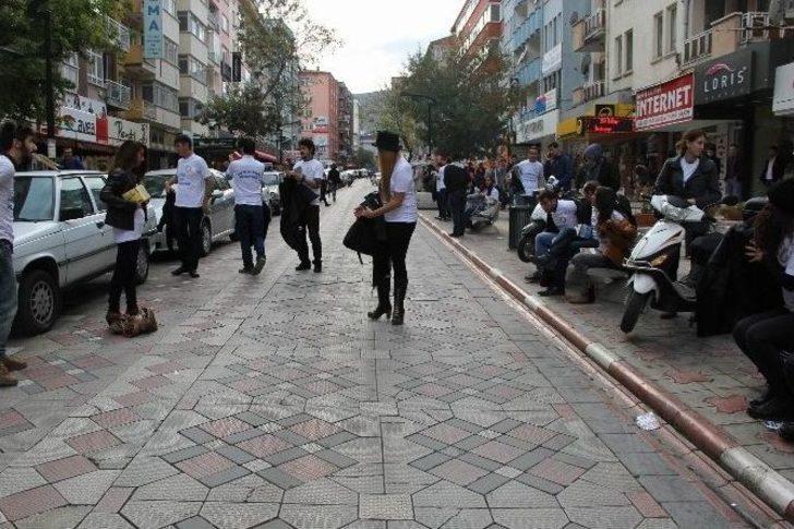 Afyonkarahisar’da Flashmob Etkinliği
