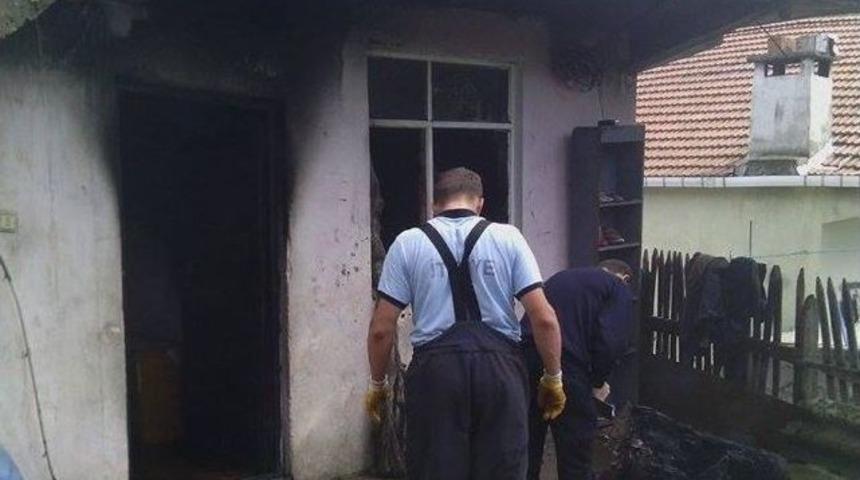 Alaplı&rsquo;da Ev Yangını