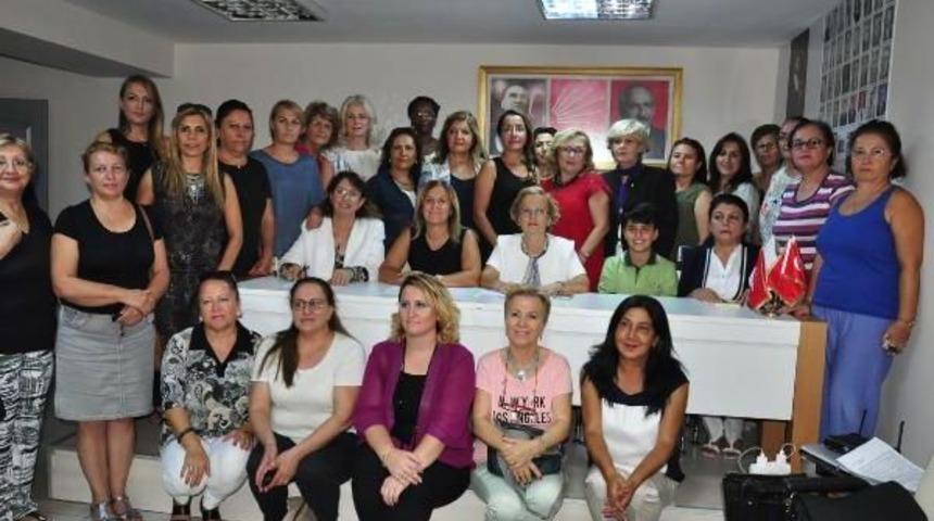 Chp'li Kadınlardan M&uuml;fredat Tepkisi