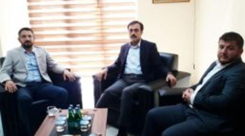 Sel&ccedil;uk &Ouml;zt&uuml;rk&rsquo;ten T&uuml;msiad Konya Şubesine Ziyaret