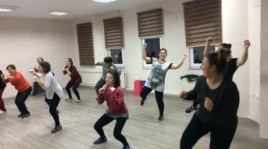 Marmaraereğlisi Gen&ccedil;lik Merkezinde Kurslar Başlıyor