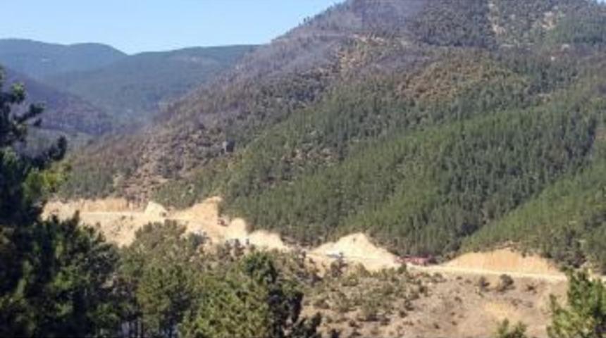 Yangın Kontrol Altına Alındı, Soğutma &Ccedil;alışmaları Devam Ediyor