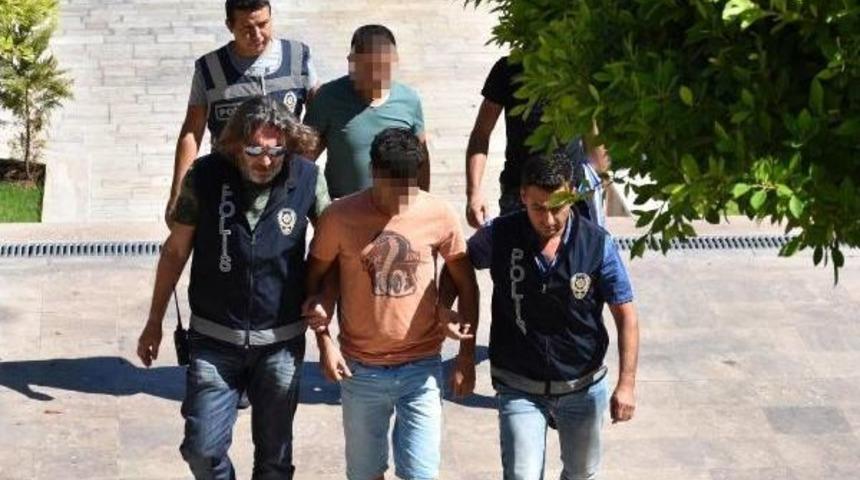 2 Kardeşe, Sosyal Medyadan Pkk Propagandası G&ouml;zaltısı