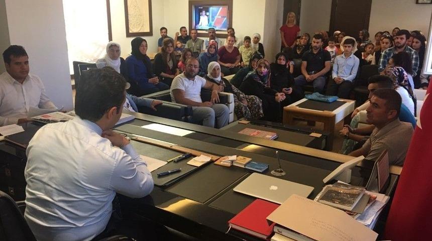 Kaymakam Tekin Halk G&uuml;n&uuml;nde Vatandaşlarla Buluştu