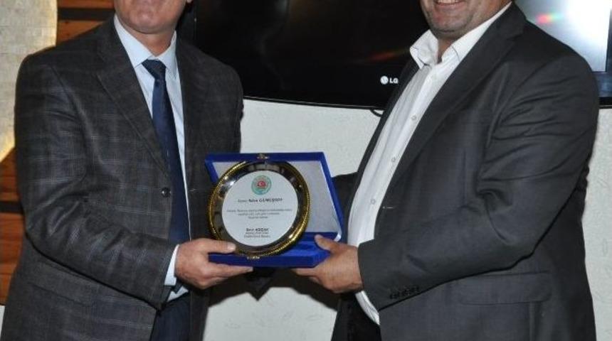 Tayini &Ccedil;ıkan Şube M&uuml;d&uuml;rlerine Veda Yemeği