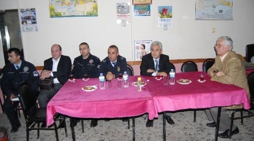 Malkara&rsquo;da Kaymakam Ve Emniyet Mensupları Vatandaşın Derdini Dinledi