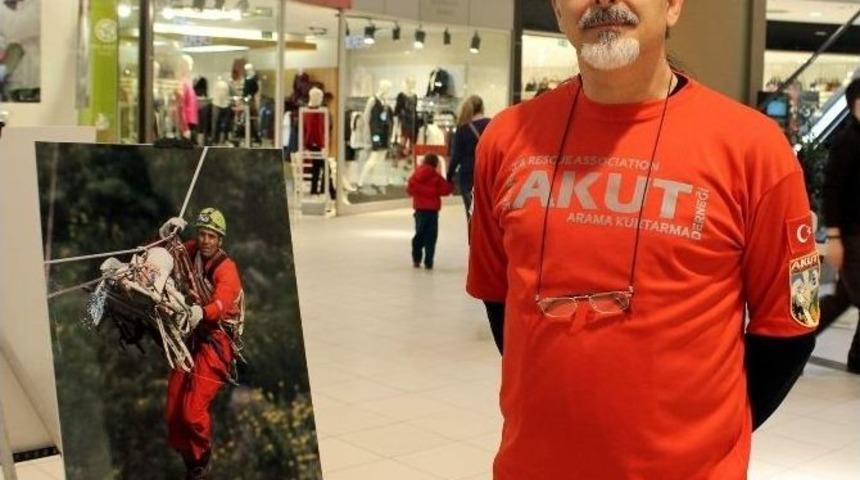 Akut Yeni G&ouml;n&uuml;ll&uuml;lerini Arıyor