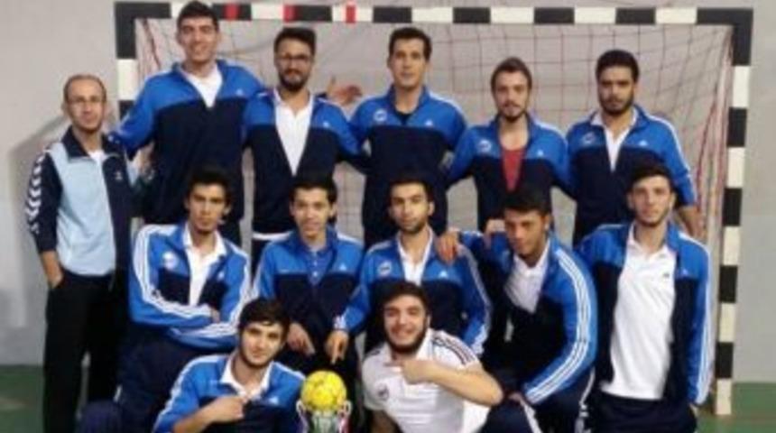 Km&uuml; Erkek Hentbol Takımı 1. Lig&rsquo;de