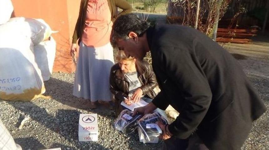 Kulp-der, Kobanili Ailelere Giyim Yardımında Bulundu