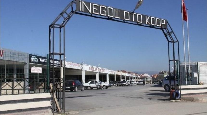 İkinci Elde Yaprak Kımıldamıyor