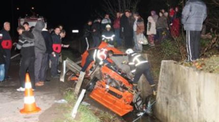 &Uuml;nye&rsquo;deki Trafik Kazası