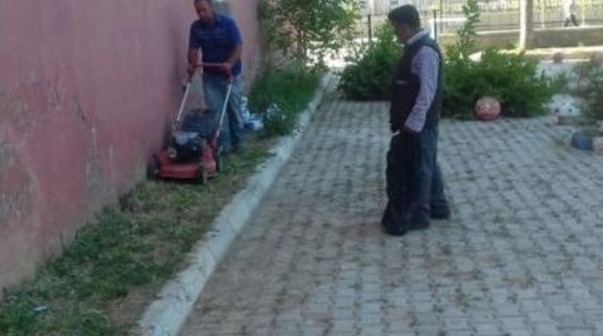 &Ccedil;aldıran&rsquo;da Okulların &Ccedil;evre D&uuml;zenlemesi