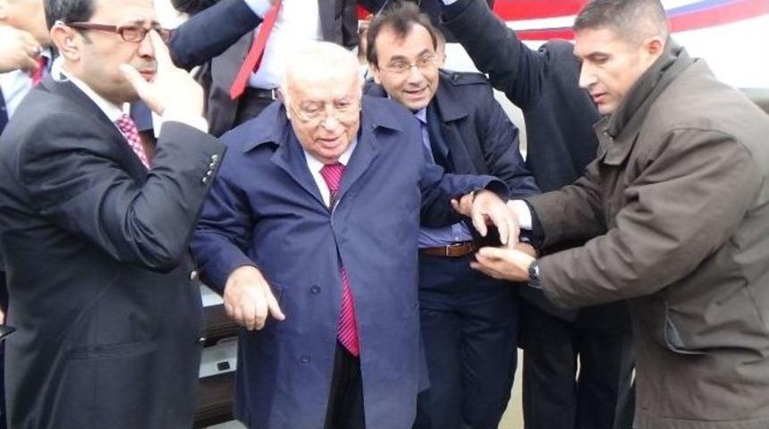 Demirel Bir G&uuml;n &Ouml;nceden Isparta&rsquo;da