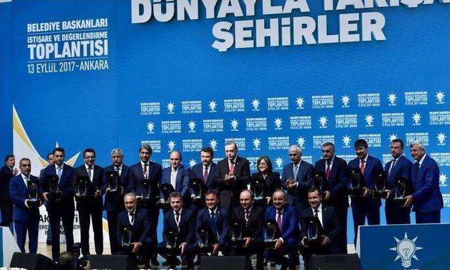 Cumhurbaşkanı Erdoğan’dan Başkan Eroğlu’na Türkiye İkinciliği Ödülü