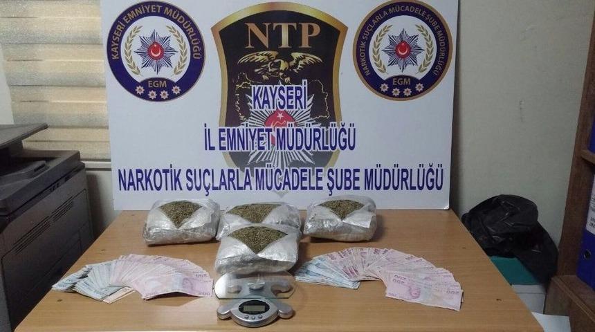Uyuşturucu Operasyonunda 2 Kilo Bonzai Ele Ge&ccedil;irildi